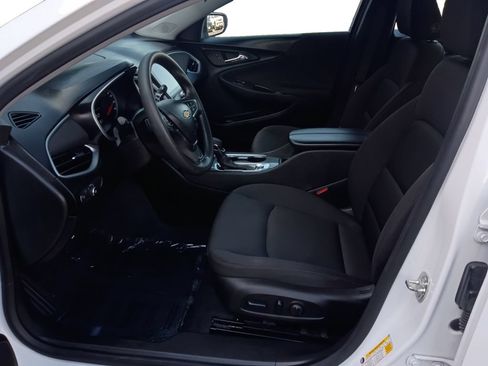 Used 2024 Chevrolet Malibu LT FWD image 19
