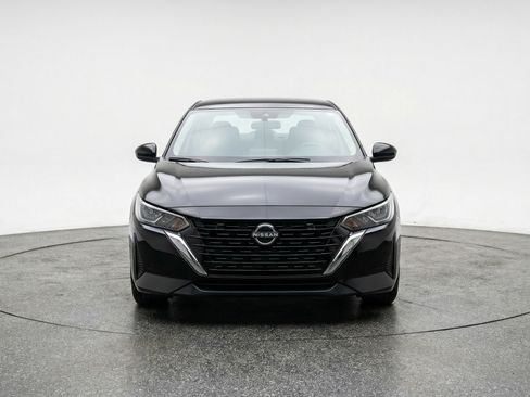 Used 2025 Nissan Sentra SV FWD image 2