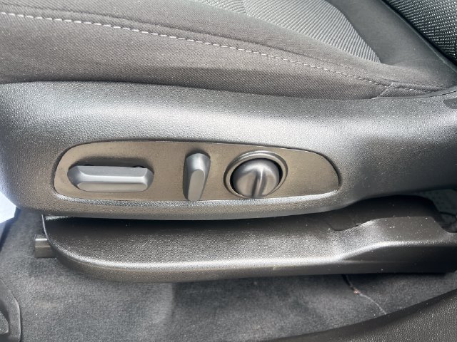 Used 2023 Chevrolet Traverse LT w/ LPO, Floor Liner Package AWD/4WD image 12