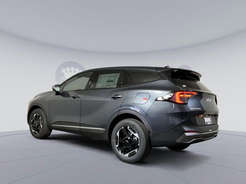 New 2026 Kia Sportage S image 4