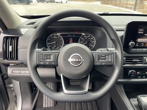 Certified 2024 Nissan Pathfinder S image 15