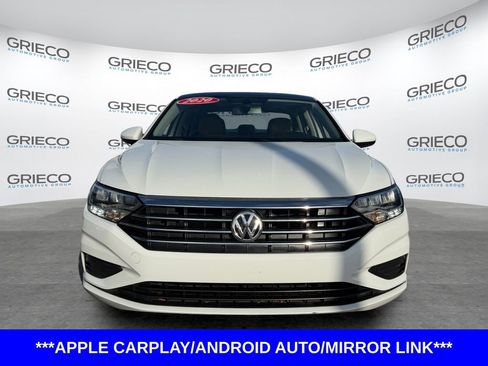 Used 2020 Volkswagen Jetta SE FWD image 2