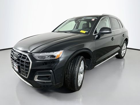 Used 2021 Audi Q5 Prestige AWD/4WD image 3