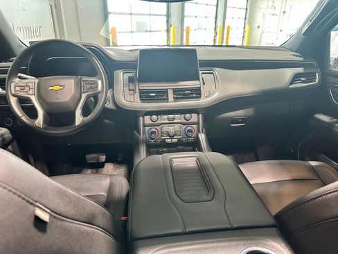 Used 2023 Chevrolet Tahoe LT w/ LT Signature Package image 6