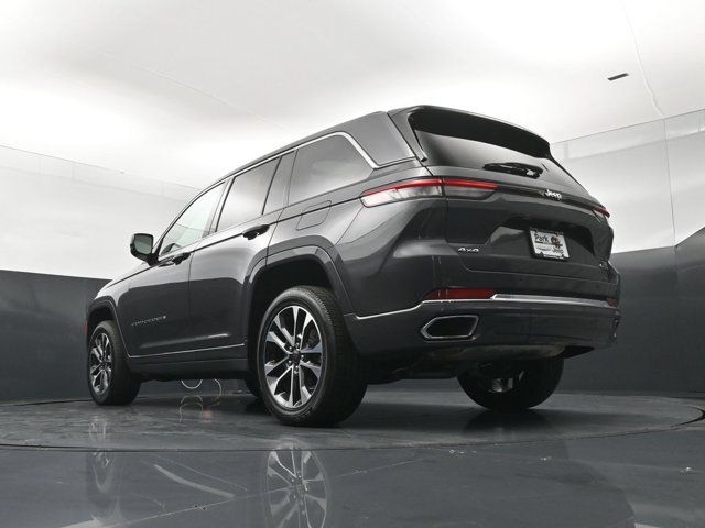 Used 2023 Jeep Grand Cherokee Overland AWD/4WD image 22