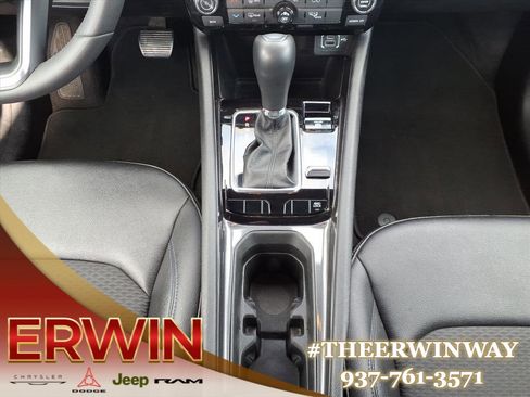 Certified 2024 Jeep Compass Latitude image 23