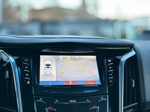 Used 2017 Cadillac Escalade Platinum image 15