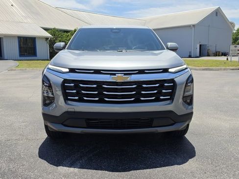 New 2026 Chevrolet Equinox LT w/ Convenience Package II FWD image 8