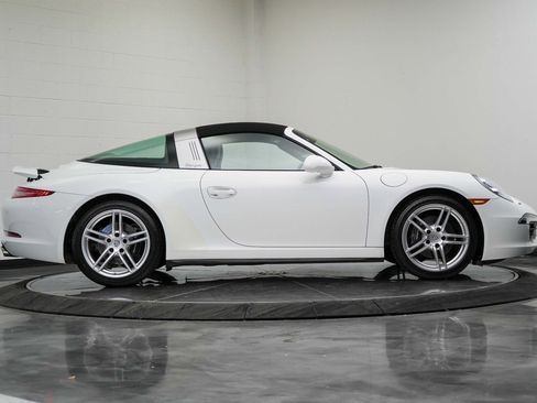 Used 2015 Porsche 911 Targa 4 AWD/4WD image 14