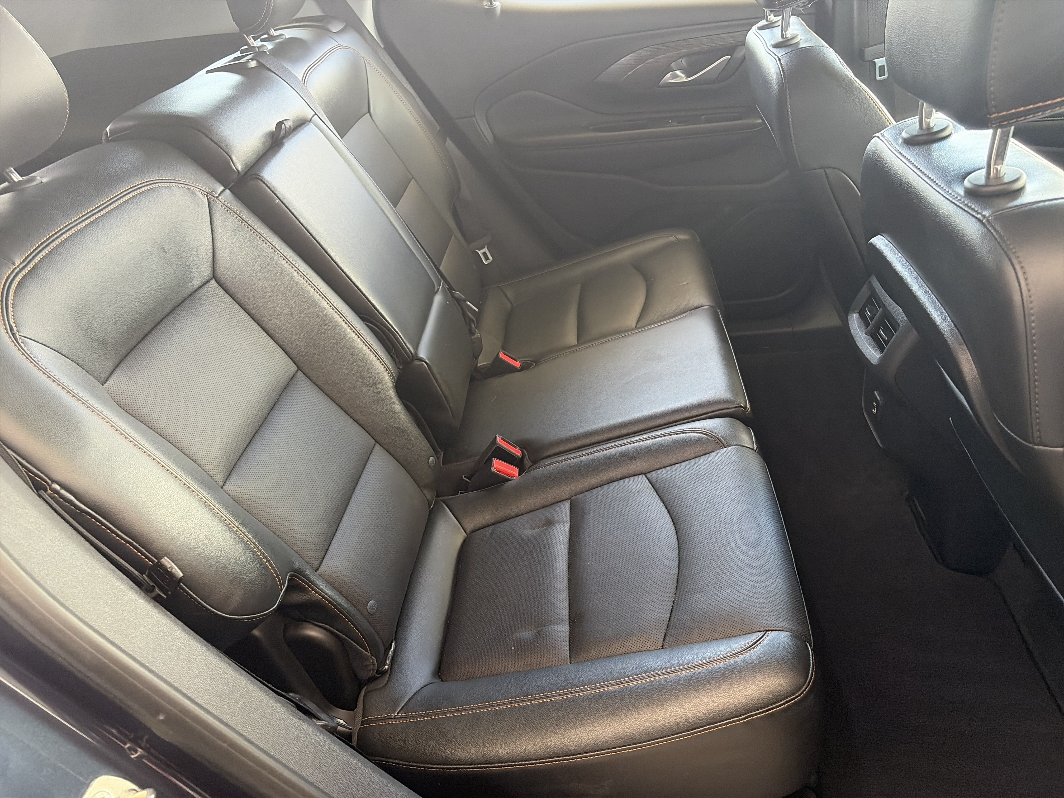 Used 2019 GMC Terrain SLT w/ Preferred Package AWD/4WD image 14