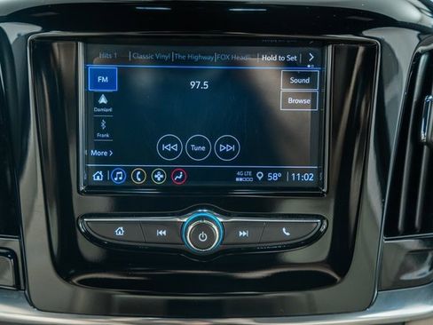 Used 2023 Chevrolet Traverse LS image 21