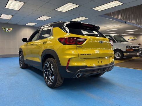 Certified 2025 Chevrolet TrailBlazer RS w/ Driver Confidence Package image 9