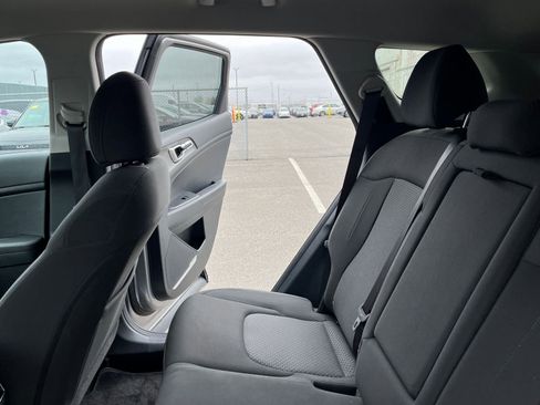 Used 2025 Kia Sportage LX image 38
