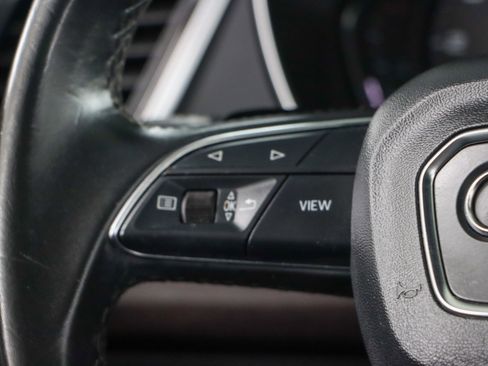 Used 2023 Audi Q5 2.0T Premium w/ Convenience Package image 13