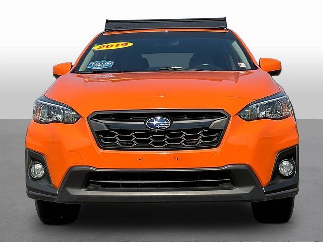 Used 2019 Subaru Crosstrek 2.0i Premium w/ Moonroof Package AWD/4WD image 2