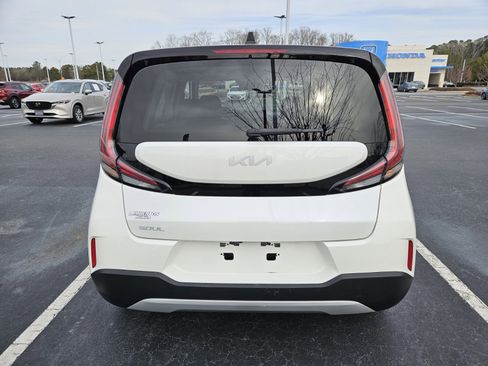 Used 2024 Kia Soul LX w/ Option Group 015 image 6