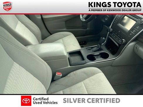 Used 2016 Toyota Camry LE FWD image 8