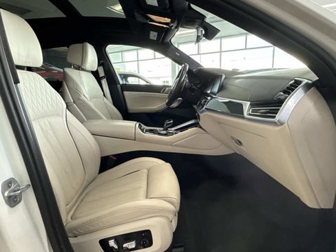 Used 2021 BMW X6 M50i w/ Executive Package image 16