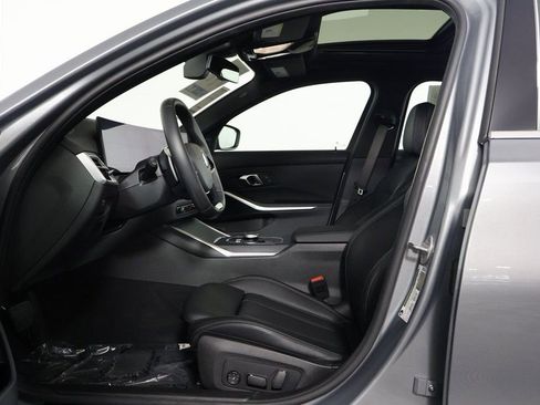 Used 2025 BMW 330i 330i w/ Premium Package image 10