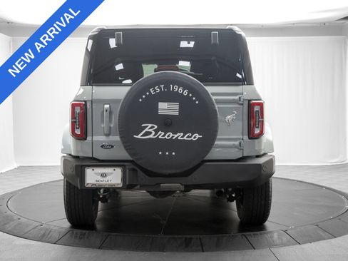 Used 2024 Ford Bronco Outer Banks AWD/4WD image 6