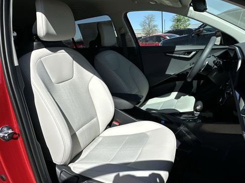 New 2025 Kia Niro EX image 26