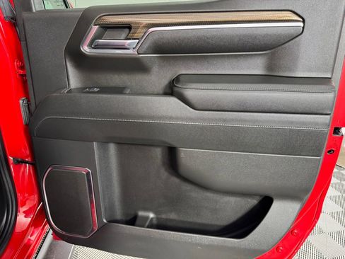 Used 2023 Chevrolet Silverado 1500 LT image 25