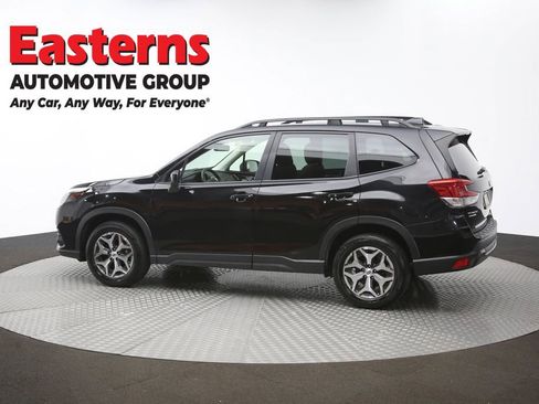 Used 2022 Subaru Forester Premium image 65