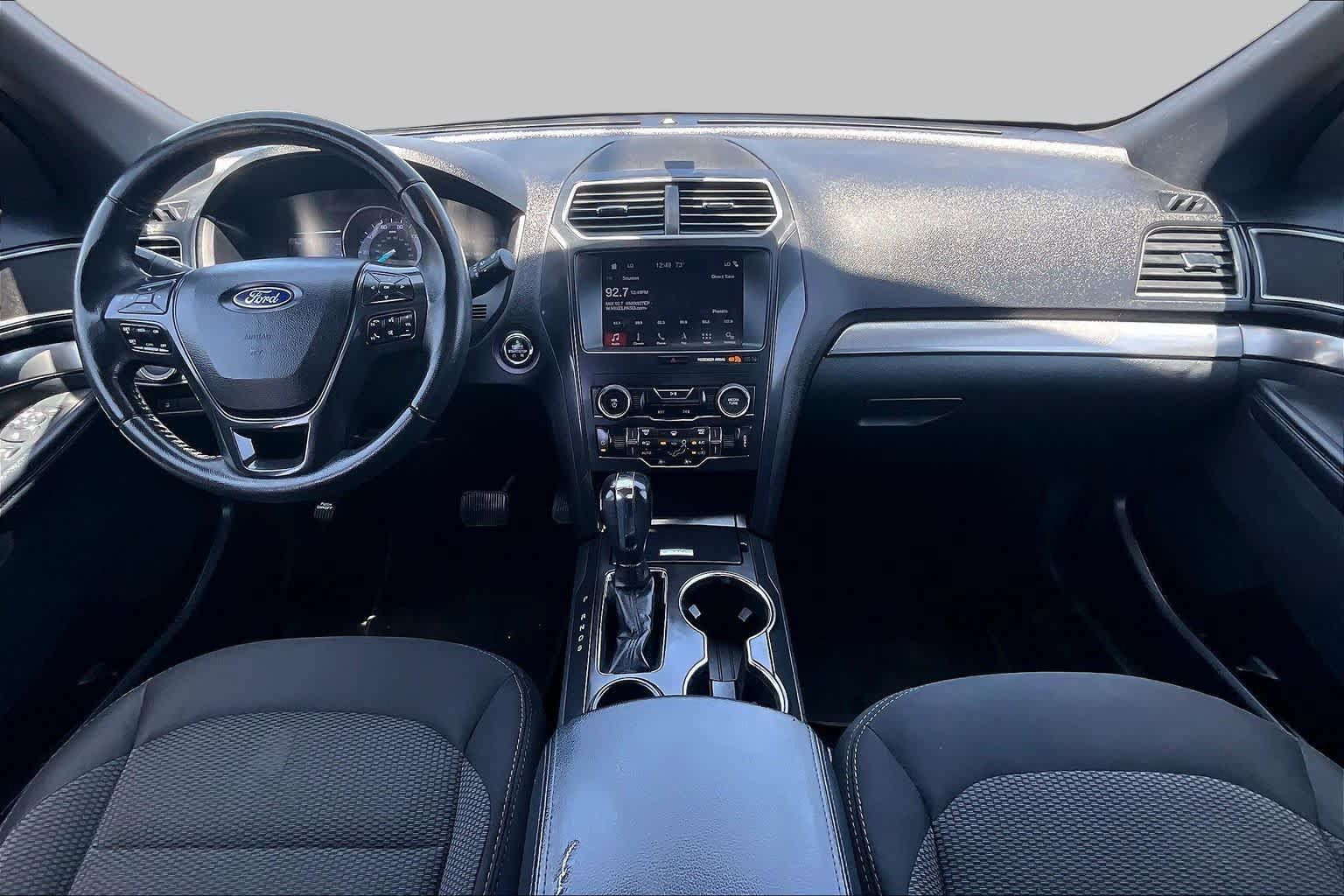 Used 2019 Ford Explorer XLT w/ Equipment Group 201A FWD image 15
