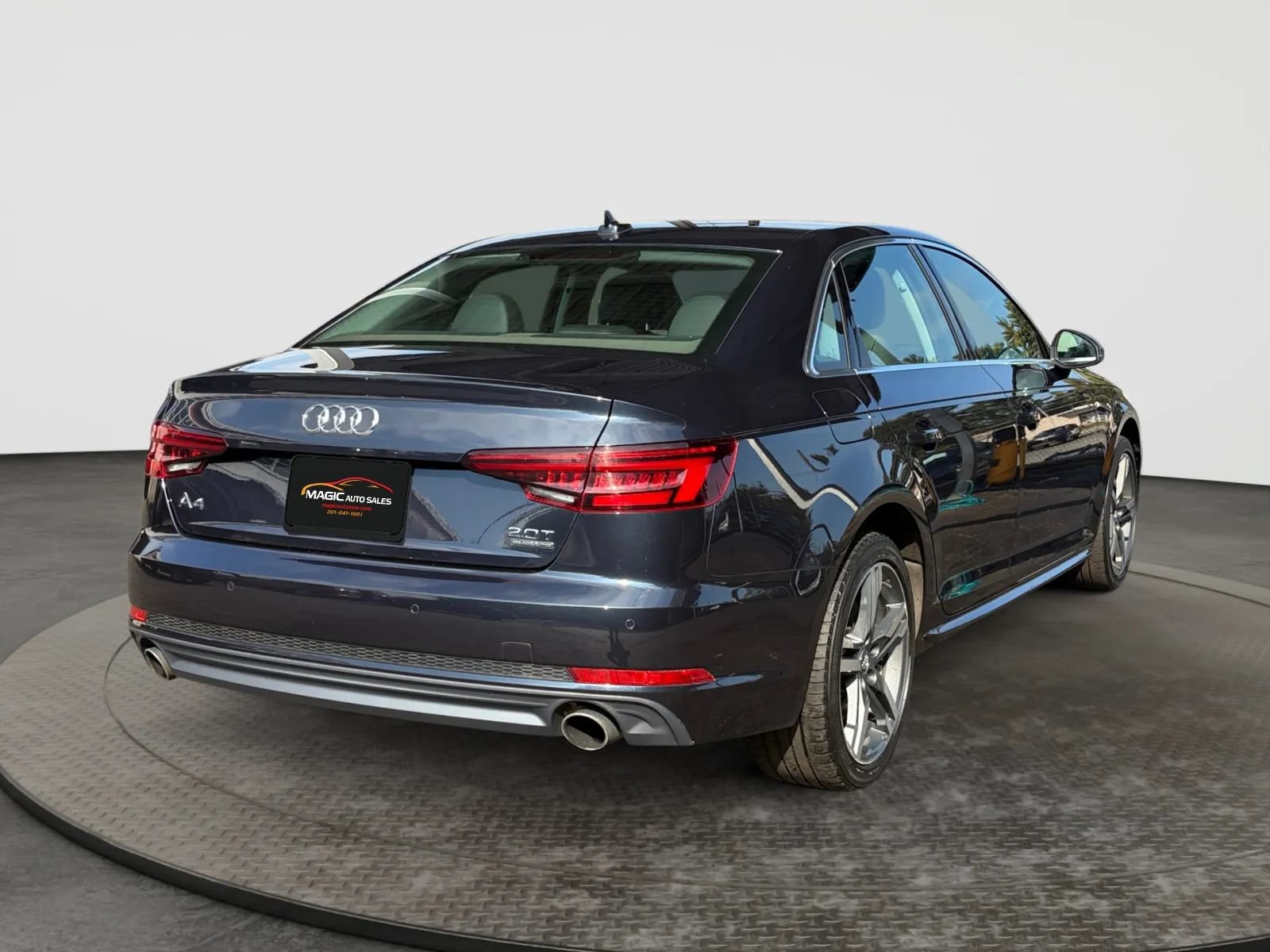Used 2018 Audi A4 2.0T Premium Plus w/ Premium Plus Package AWD/4WD image 10