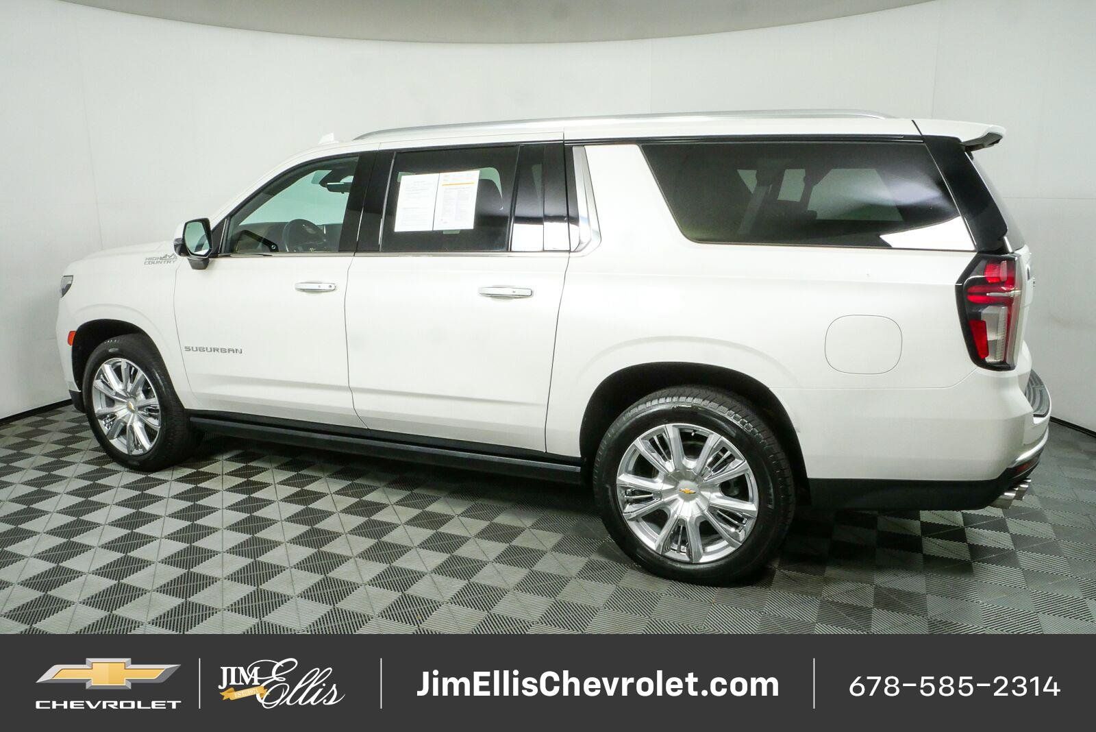 Certified 2021 Chevrolet Suburban High Country w/ Premium Package AWD/4WD image 32