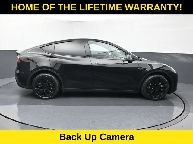 Used 2023 Tesla Model Y Long Range AWD/4WD image 7