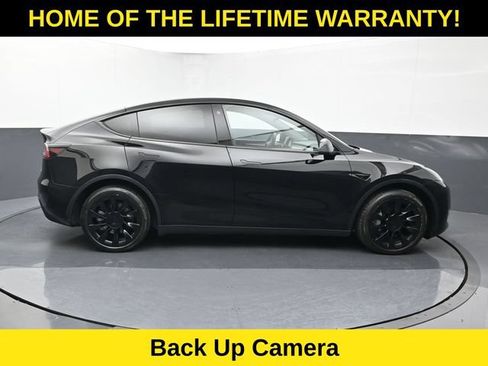 Used 2023 Tesla Model Y Long Range AWD/4WD image 7