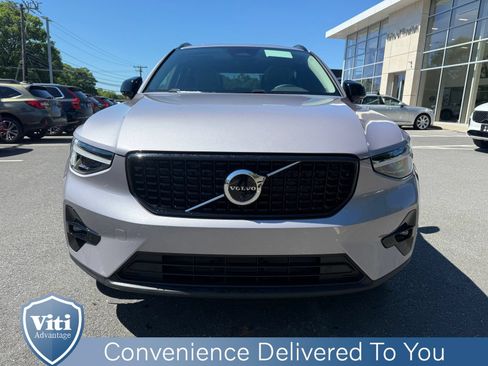 New 2026 Volvo XC40 B5 Plus w/ Protection Package Premier AWD/4WD image 3