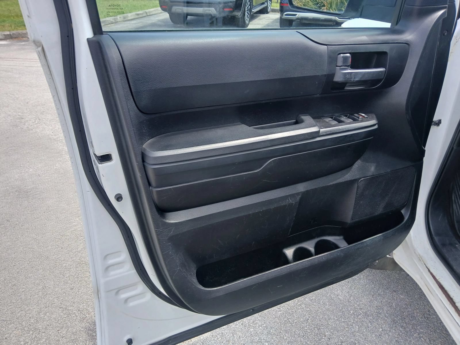 Used 2017 Toyota Tundra SR RWD image 10