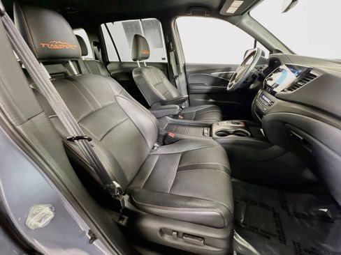 Used 2023 Honda Passport TrailSport image 28