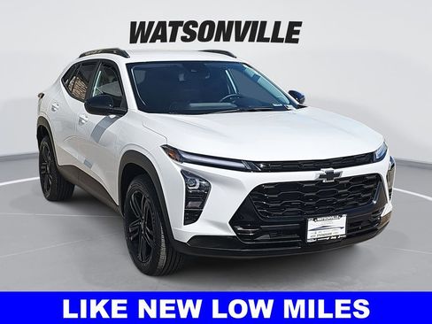 Used 2025 Chevrolet Trax ACTIV w/ Driver Confidence Package image 1