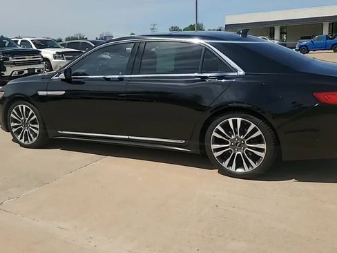 Used 2018 Lincoln Continental Reserve AWD/4WD image 6