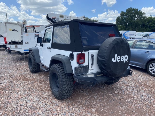 Used 2017 Jeep Wrangler Rubicon w/ Power Convenience Group AWD/4WD image 5