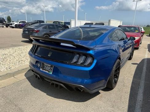 Used 2017 Ford Mustang GT Premium w/ GT Performance Package RWD image 2