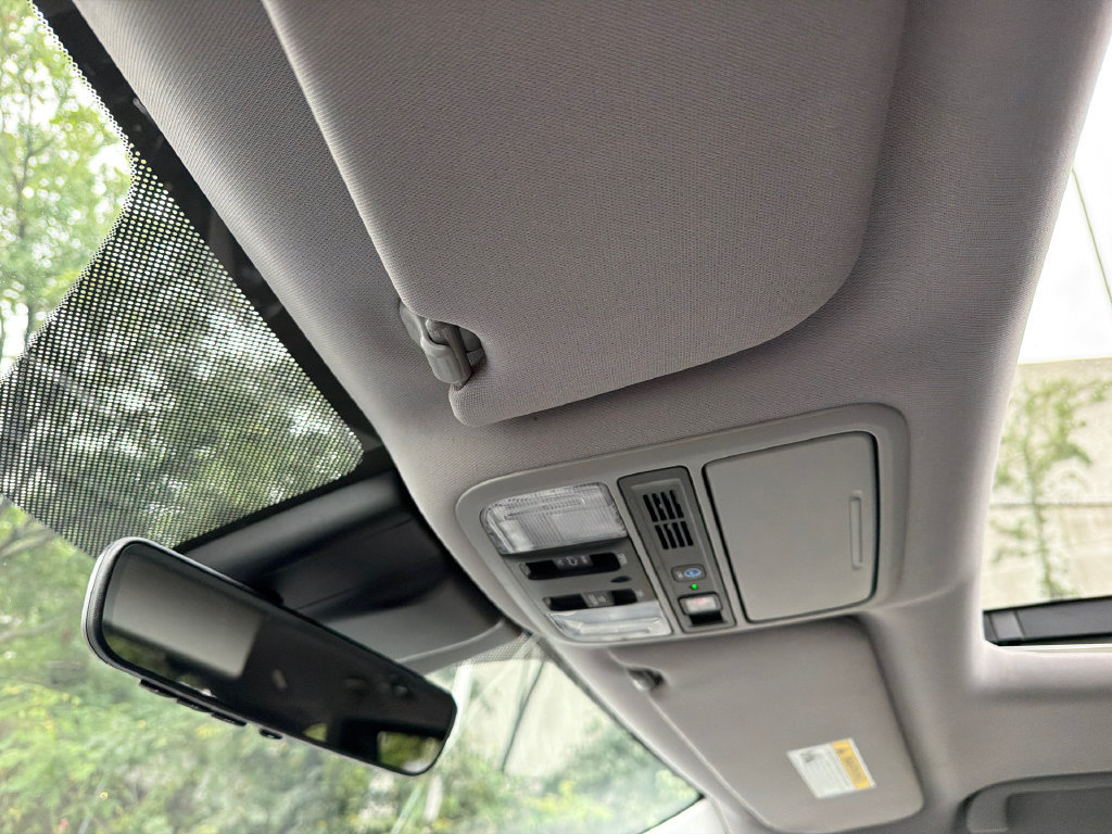 Used 2018 Honda Odyssey Touring image 32