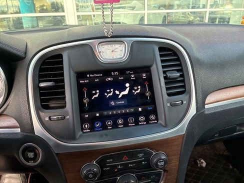Used 2020 Chrysler 300 C w/ Sun, Sound & Nav Package image 9