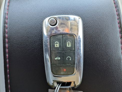 Used 2013 Chevrolet Equinox LTZ image 30