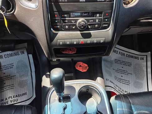 Used 2011 Dodge Durango Citadel w/ Trailer Tow Group IV AWD/4WD image 11
