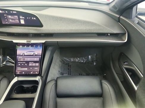 Used 2024 Lucid Air Touring image 37
