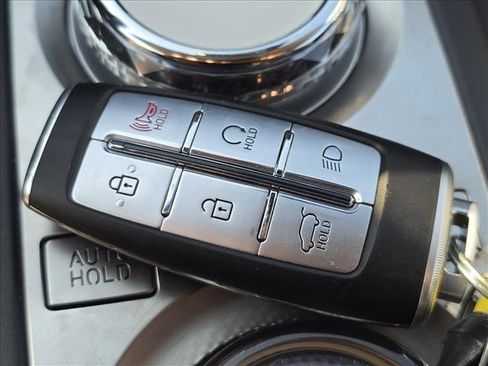 Used 2025 Genesis GV70 2.5T image 21