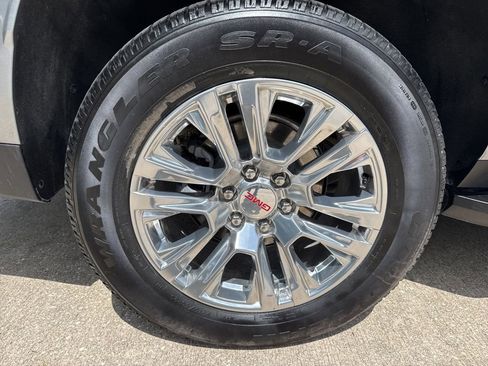 Used 2025 GMC Yukon Denali AWD/4WD image 50