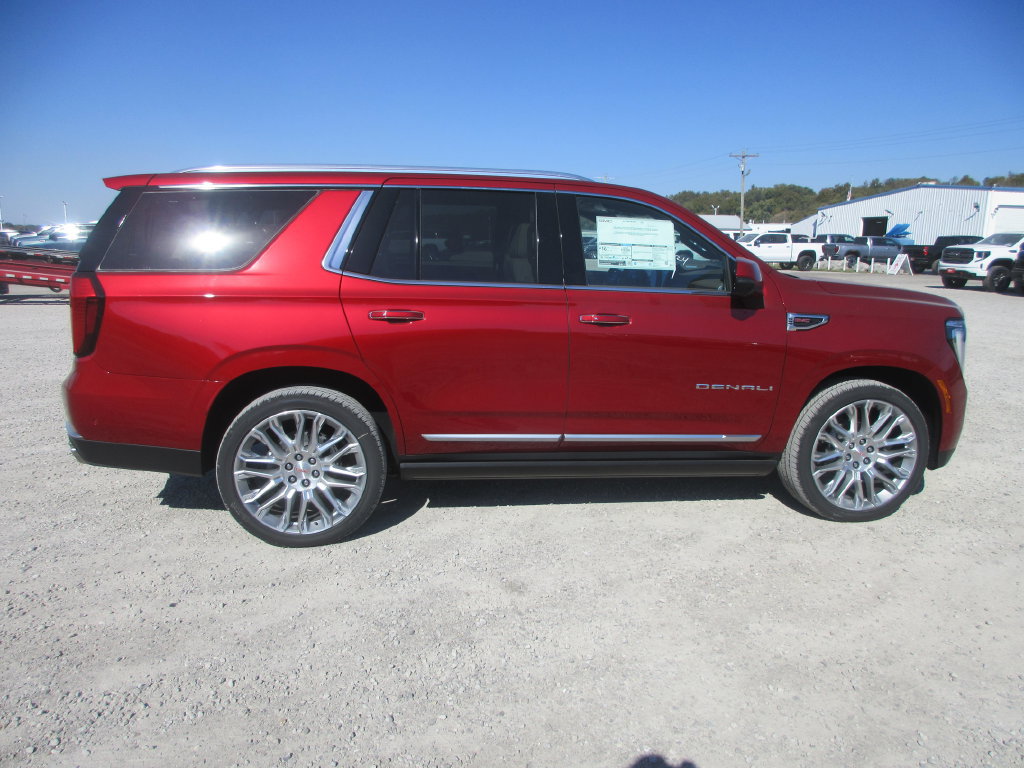 New 2027 GMC Yukon Denali w/ Sun & Power Step Package AWD/4WD image 3