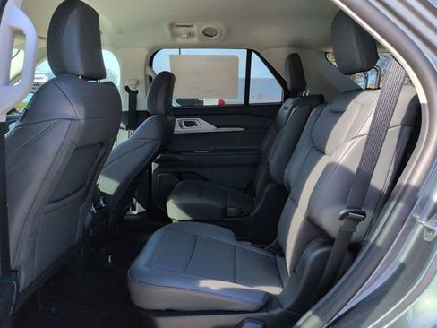 New 2026 Ford Explorer Active w/ Active Comfort Package image 17