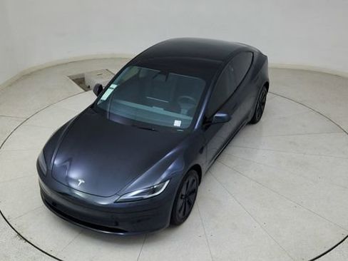 Used 2025 Tesla Model 3 Long Range image 76