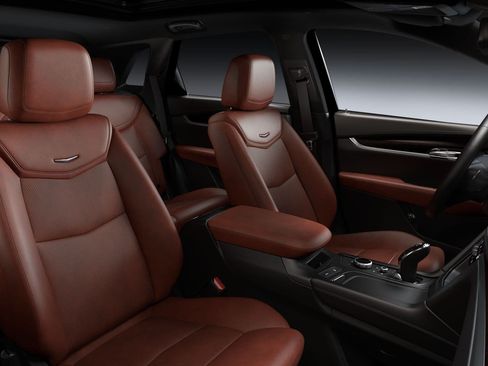 New 2026 Cadillac XT5 Premium Luxury w/ Driver Assist Package FWD image 33